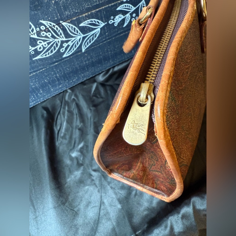 Authentic Rare Vintage Large Etro Paisley Tote (EUC) - Picture 3 of 9